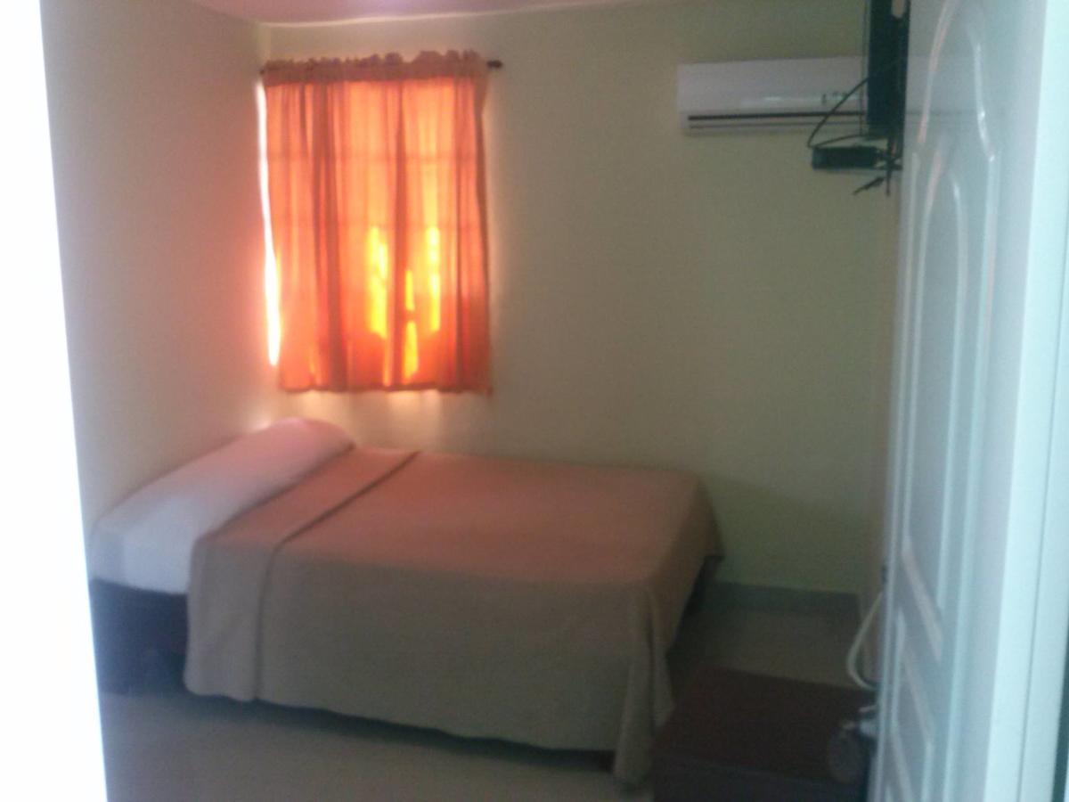 Hotel Cacique Barahona Eksteriør billede